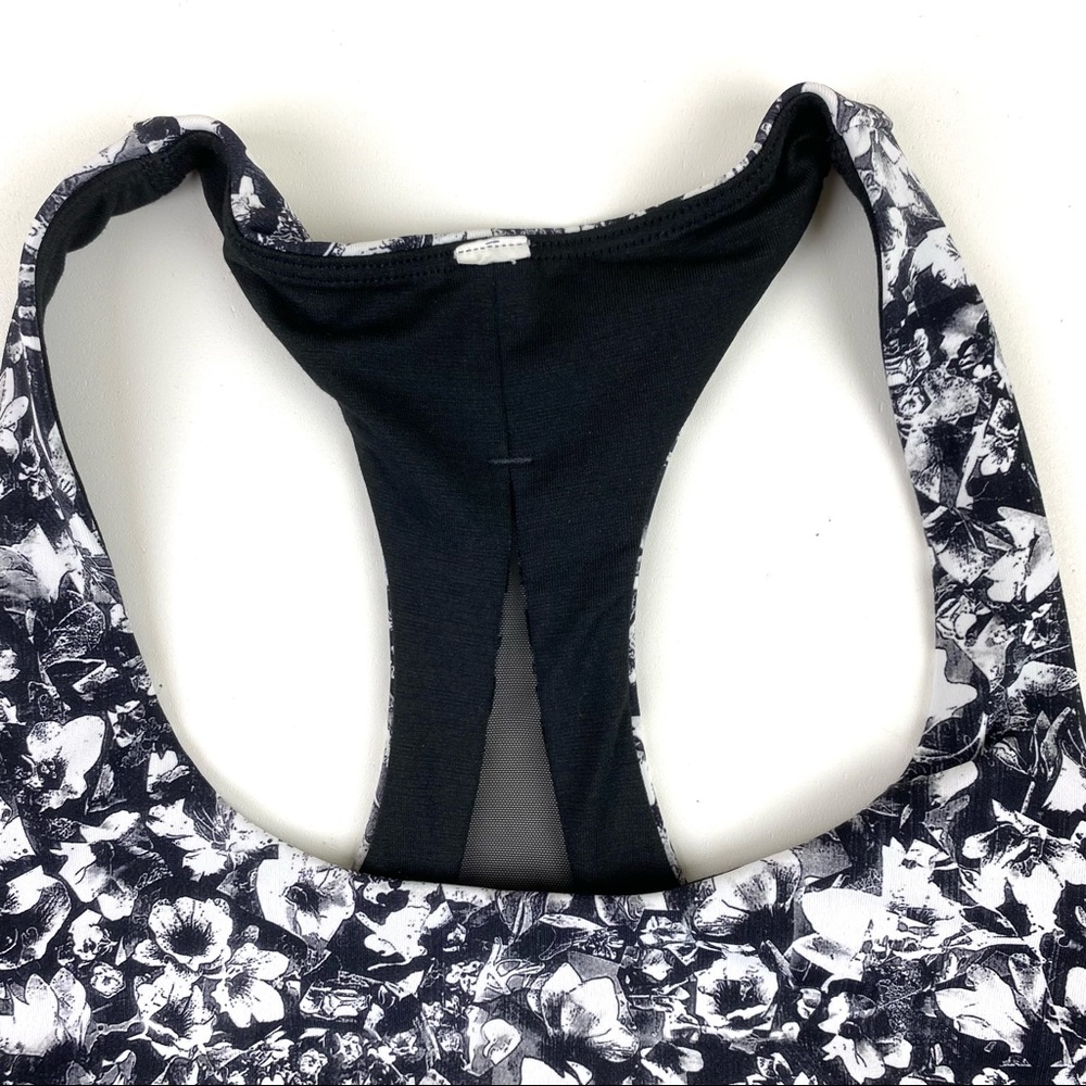 Lululemon Invigorate Sports Bra Mash Up Floral 10 - Picture 6 of 11